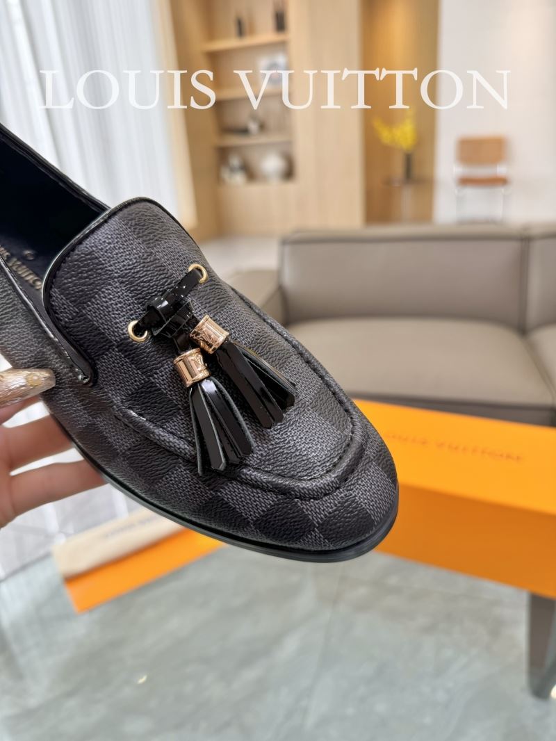 Louis Vuitton Low Shoes